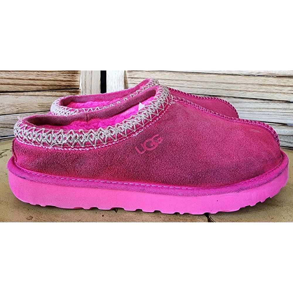 UGG Sz 9 Pink Suede Tasman Slippers Bright Colorful Y2K Preppy Coquette Girly